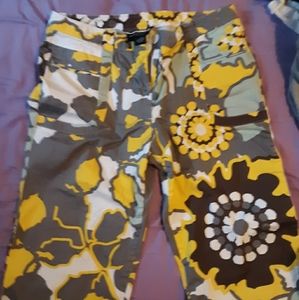 Sharagano capris size 14